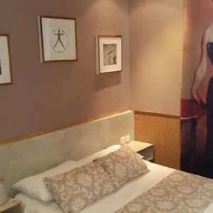 https://hotel-mignon.fr-provencehotel.com