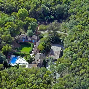 https://la-pierrerie.fr-provencehotel.com